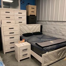 Bedroom Set In Stock For Fast Delivery 
