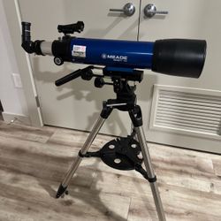 Meade Infinity 102 Refractor Telescope with Tripod