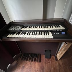 Viscount RBX-950 vintage organ