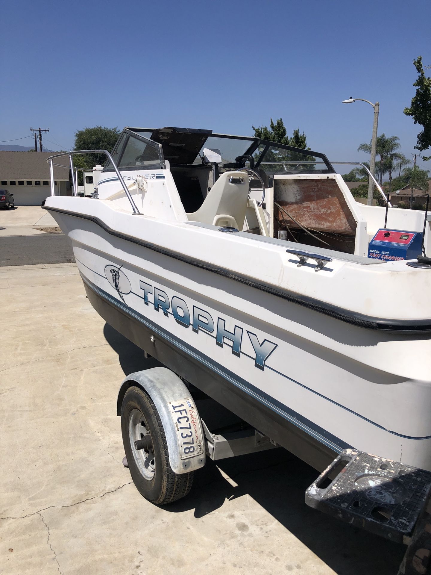 1991 20 ft Bayliner trophy with the 150 1998 offshore mercury Outboard