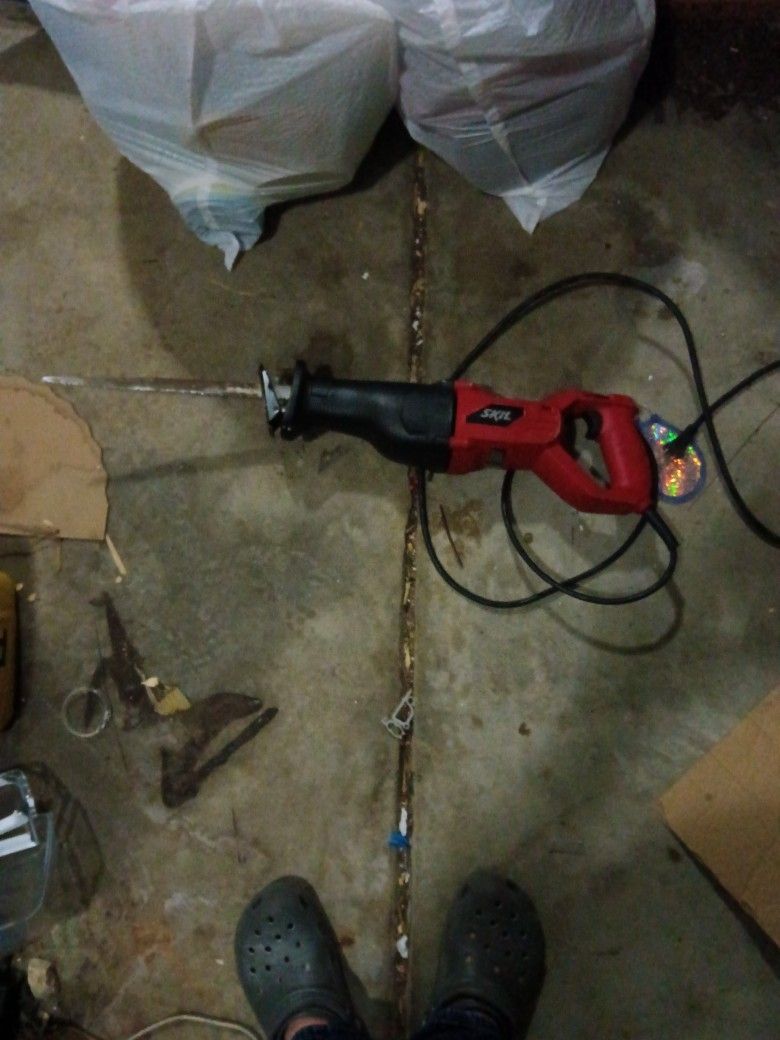 Electric Skill saw
