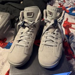 Jordan’s 6s size 6