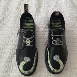 Dr. Marten Airwair Beetlejuice Collaboration Worm Black Oxford Smooth Leather Men 12 062025