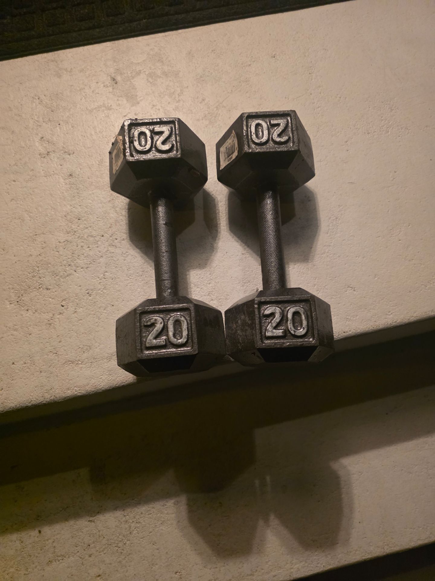 20 pounds weight
