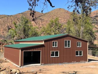 BIG DISCOUNTS ON COMMERCIAL METAL BARNS /AGRICULTURAL SHEDS FULLY CUSTOMIZED, INSULATED, BUDGET FRIENDLY, BUILT TO SNOW & WIND CODES