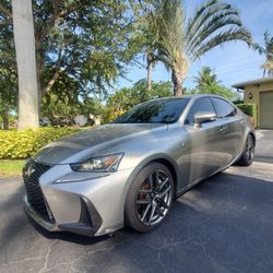 2018 LEXUS IS 300