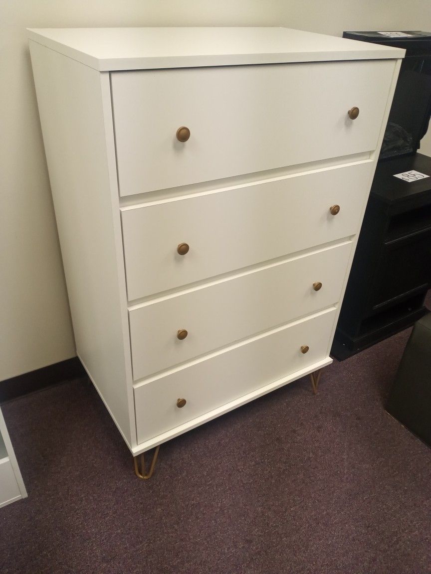 Beautiful White & Gold 4 Drawer Dresser 