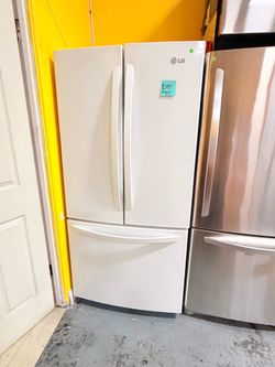 Refrigerador blanco a Pagos