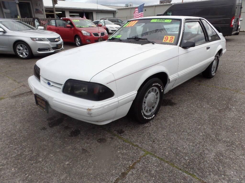 1992 Ford Mustang