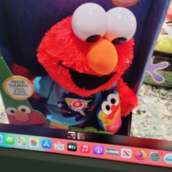 Elmo Sings And Talks (Brand New)
