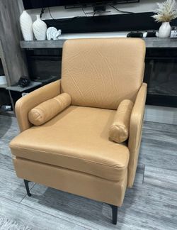 Comfortable Linen Reading Chair  New