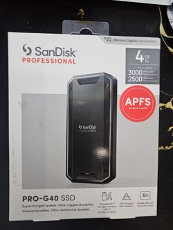 SanDisk Professional 4TB PRO-G40 SSD - Up to 3000MB/s, Thunderbolt 3 (40Gbps), USB-C (10Gbps), IP68 dust/Water Resistance, External Solid State Drive