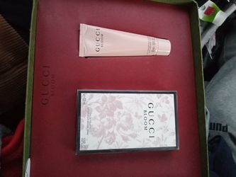 Gucci  Perfume
