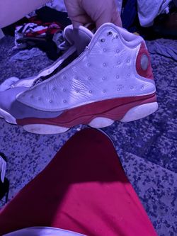 Jordan 13 retro “grey toe “ size 11