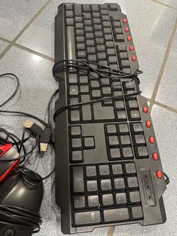 Keyboard and 3 mouse