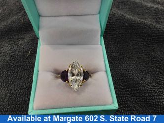 Women's Ring - Yellow Gold 10k (.417) 3.9 grams Size 8