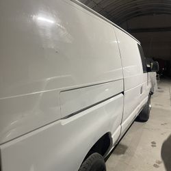 2008 Ford Van  Econoline  E 450