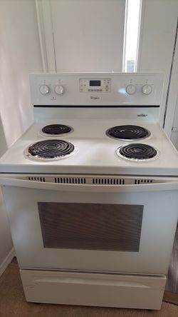 Whirlpool Electric Coil Range Stove