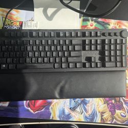 Razer Huntsman Elite keyboard With Wrist Pad