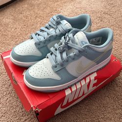 Dunk Low GS ‘Aura Clear’