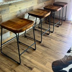 Counter Top Wooden Stools