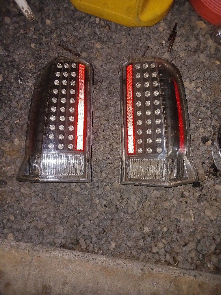 Cadillac Escalade Taillights 