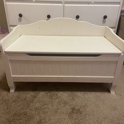 Kids or nursery toy bin