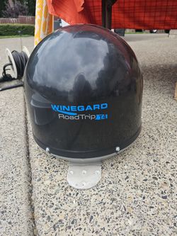 Winegard RT2035T Roadtrip T4 in-Motion RV Satellite Antenna