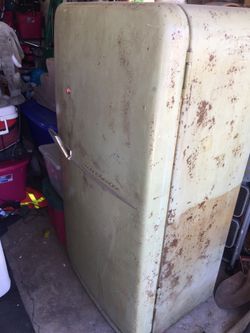 Frigidaire 1940’s Refrigerator