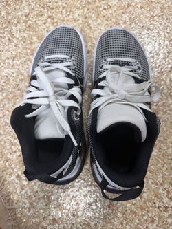 Nike 8 boys