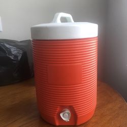 Water Jug With Dispenser
