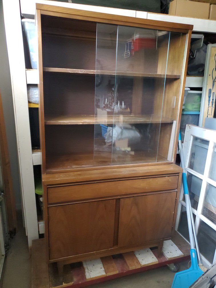 Mid Century China Hutch Display  Cabinet, IT'S AVAILABLE IF AD IS UP/ Off Houghton & Poorman