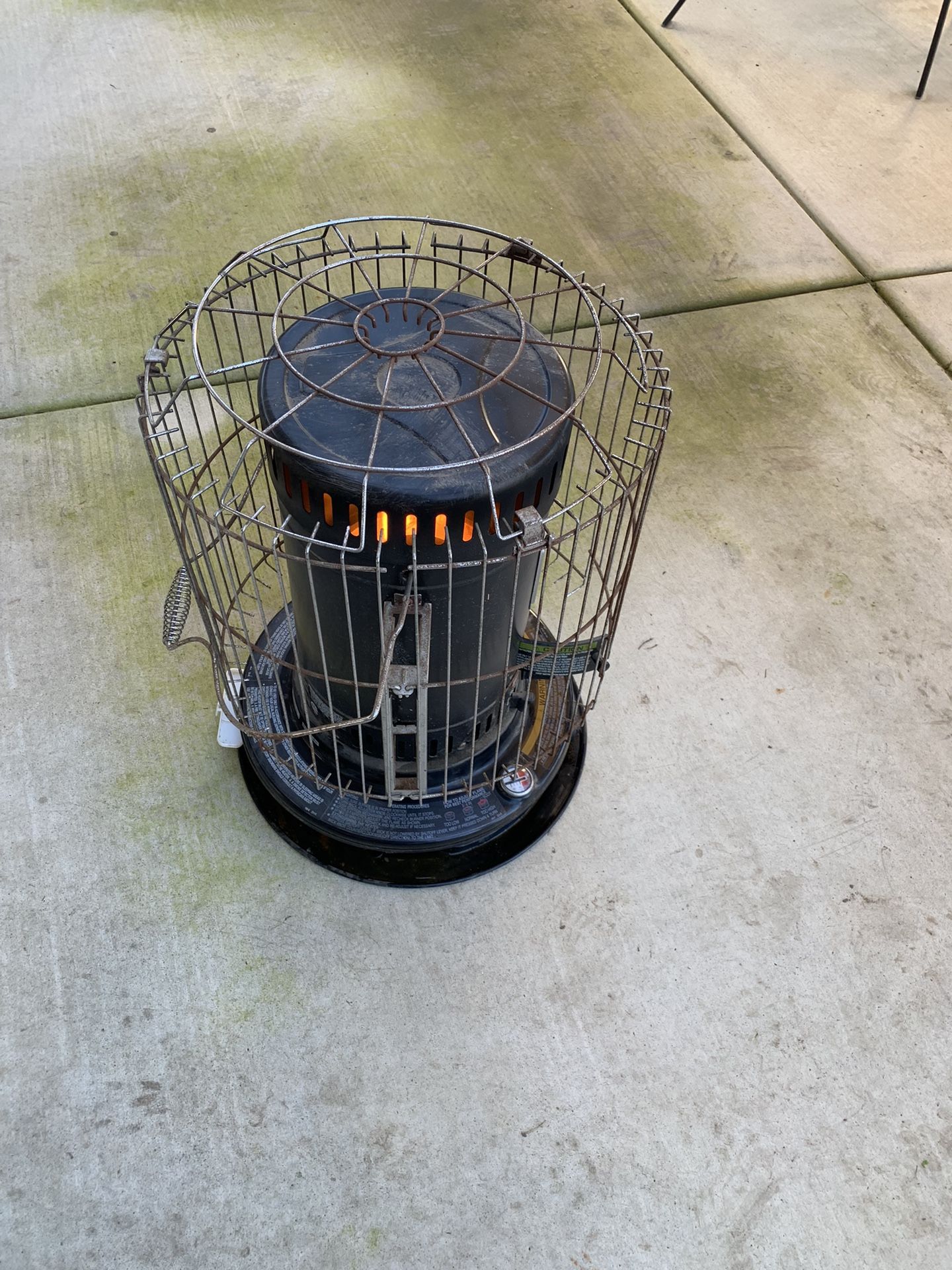 RedStone 23,000 BTU Kerosene Heater for Sale in Tulare, CA OfferUp
