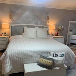 Bedroom Set 