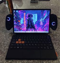 ONEXPLAYER X1 RYZEN 8840U 32GB RAM 1TB