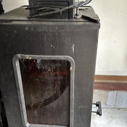 Masterbuilt Electric Smoker w/ Cold Smoker Attachment – Works Great