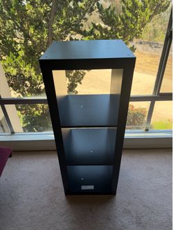 Bookcase/shelf