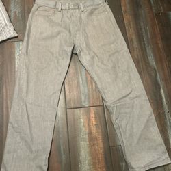 Grey 501 levis size 34-30