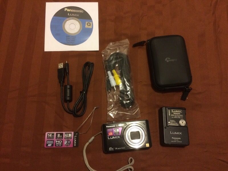 vhbw USB-acculader compatibel met Panasonic Lumix DMC-3D1, DMC-F2, DMC-F3, DMC-FH1, DMC-FH20, DMC-FH22, DMC-FH3, DMC-FP8, DMC-FS10 camera-accu