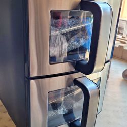 11-QT. Dual Basket Air Fryer with Smart Finish & 4-Layer Cooking