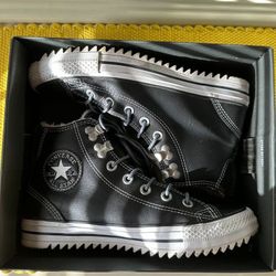 Converse Chuck Taylor City Hiker for Sale in Hartford CT OfferUp