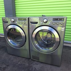 LG Washer & Dryer Set