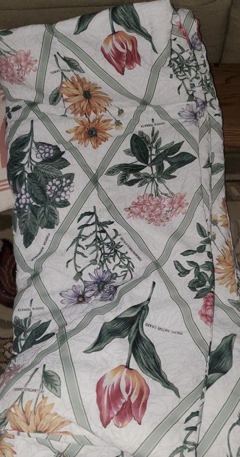 Single Size Bed Comforter 