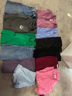 Girls clothes/Shoes Lot