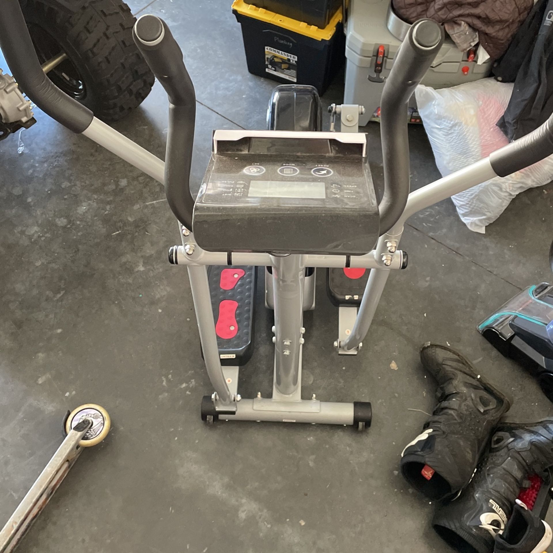 Elliptical Exercise Machine