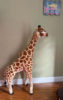 4 ft stuffed giraffe