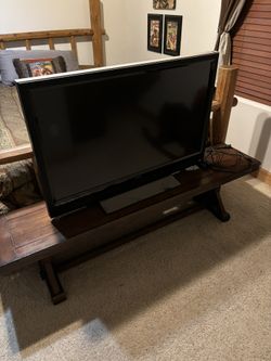 46” Vizio TV