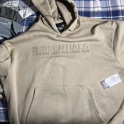 M essentials sweatshirt 