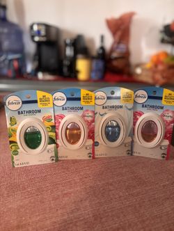 Febreze small spaces 3 EACH$