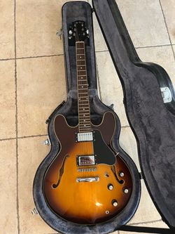 Jay Turser Semi Hollow Guitar w/ Epiphone Hardshell Case